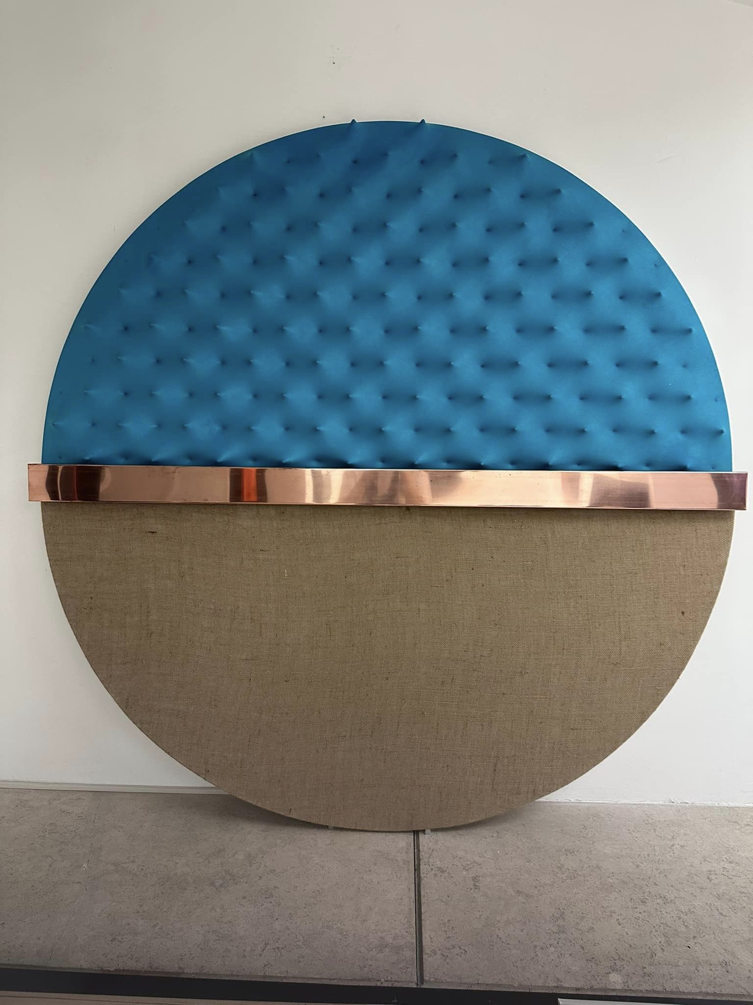 Le sculture “estroflesse” di Calido 