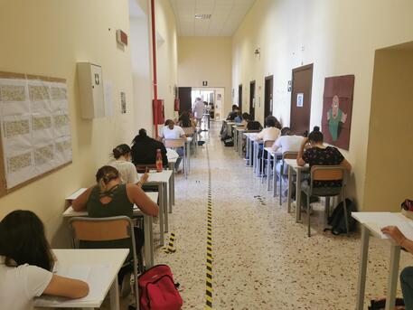 Da Piero Angela a WhatsApp: il giorno della Maturità