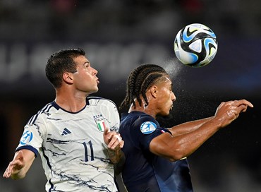L’arbitro di Italia-Francia non vede il pareggio degli azzurrini