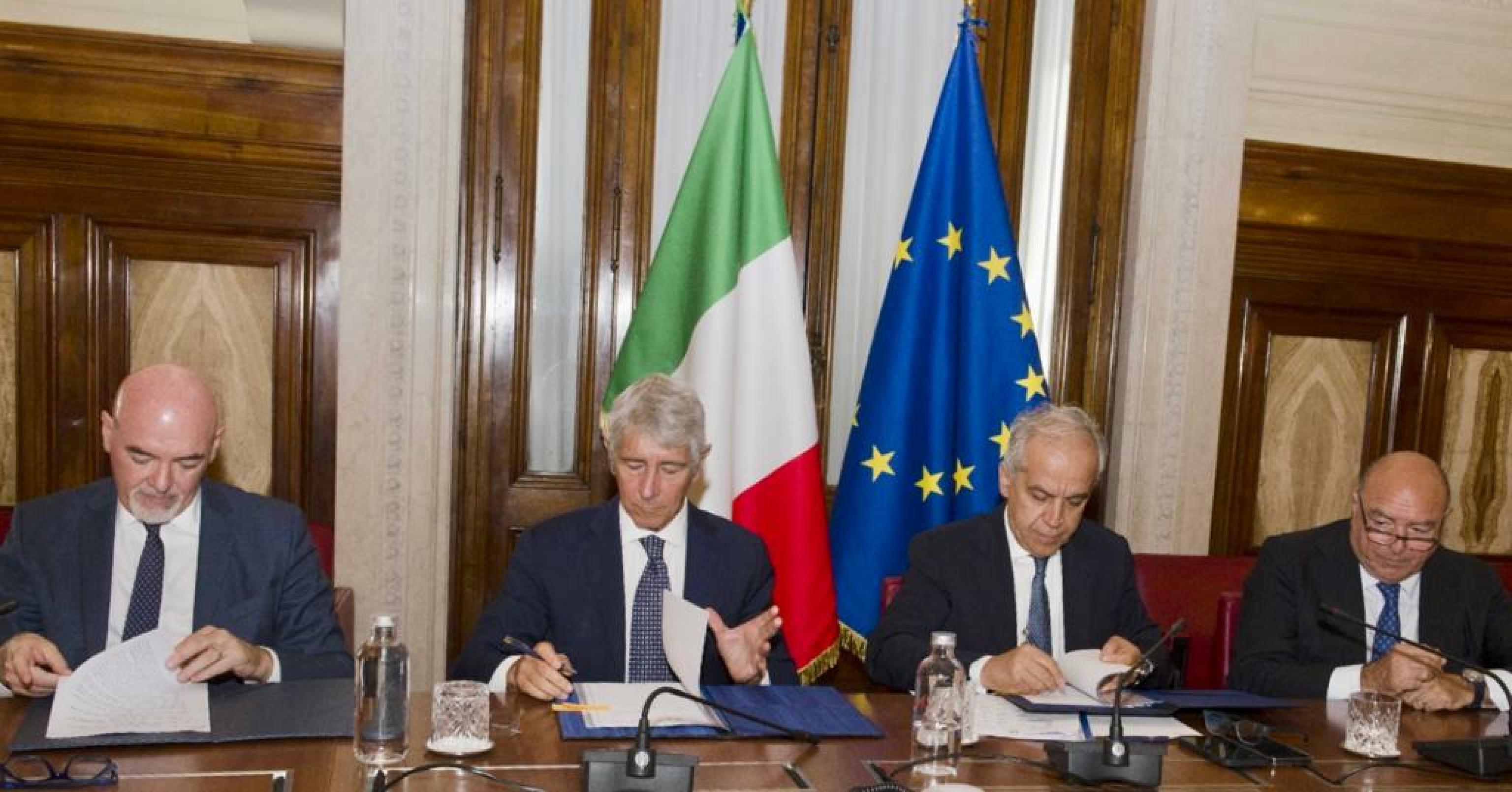 Intesa Figc-Governo contro il razzismo negli stadi