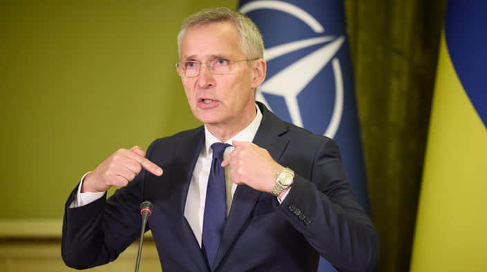 Il vertice Nato affronterà la minaccia russa e il terrorismo