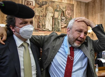 La standing ovation di Uggetti a Cesena