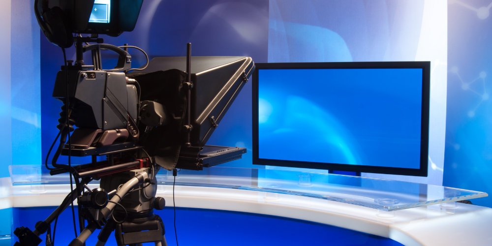 Il difetto dei media oggidì