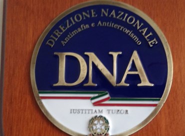 Non sono Servizi “deviati”, è lo Stato