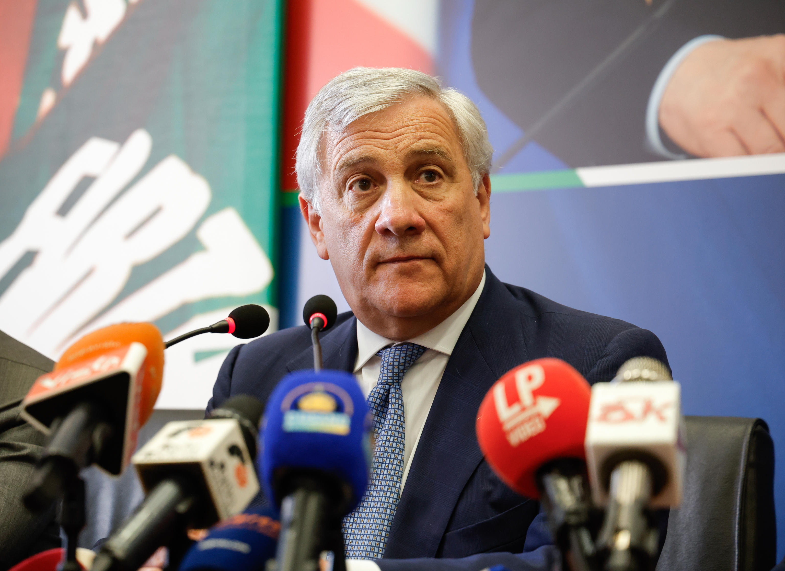 L’impronta di Tajani su Forza Italia, il Congresso a febbraio