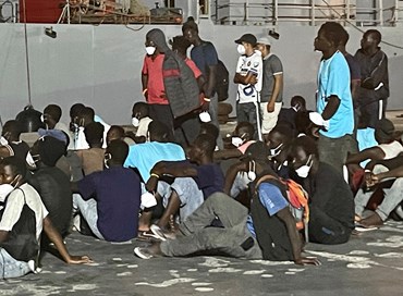 L’indigesta accoglienza incivile