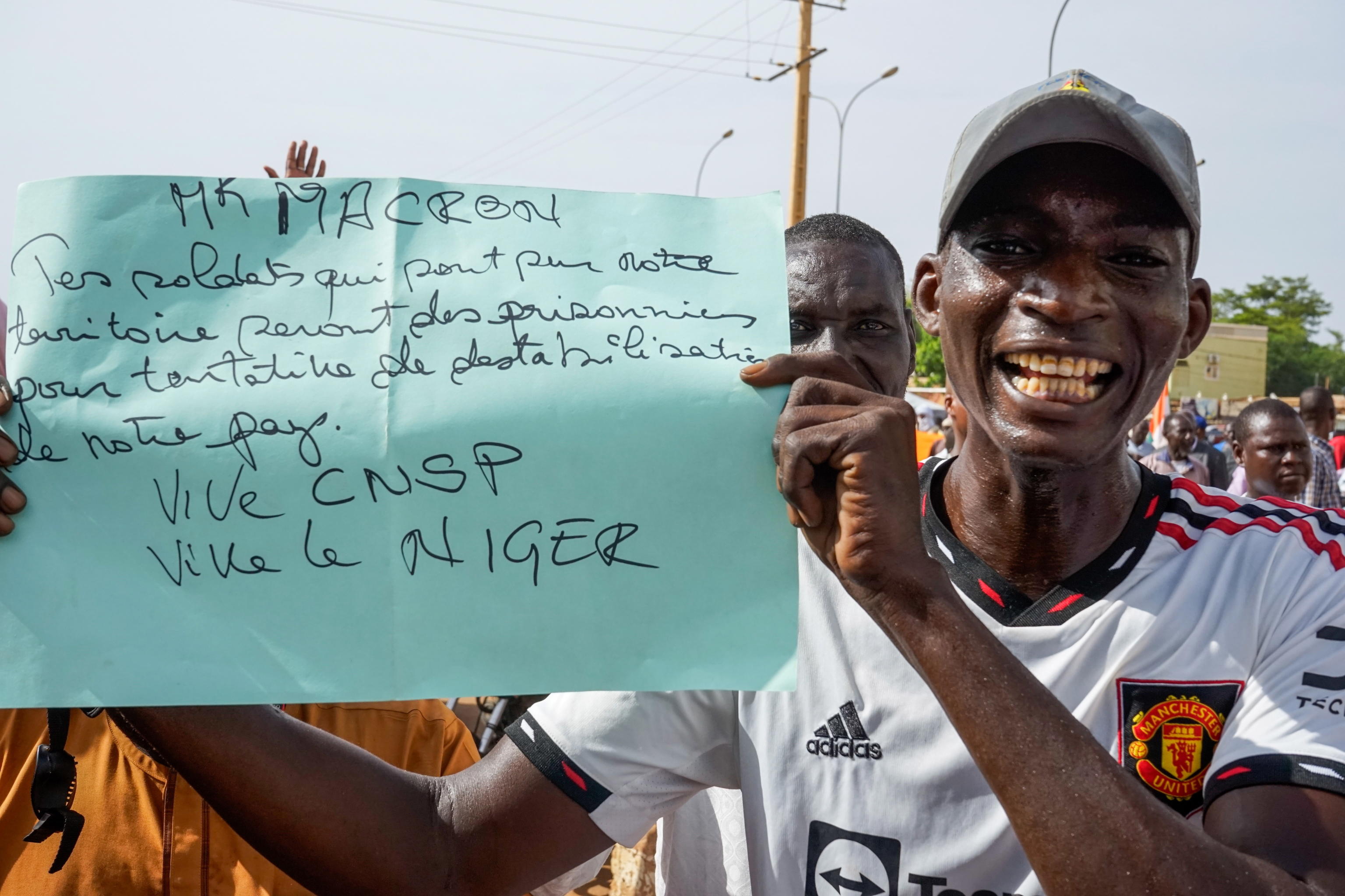 Per i golpisti la Francia “è pronta a invadere il Niger”