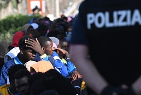 Migranti: è cominciata l’invasione