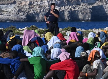 Migranti, Tajani: “Europa non solidale con l’Italia”
