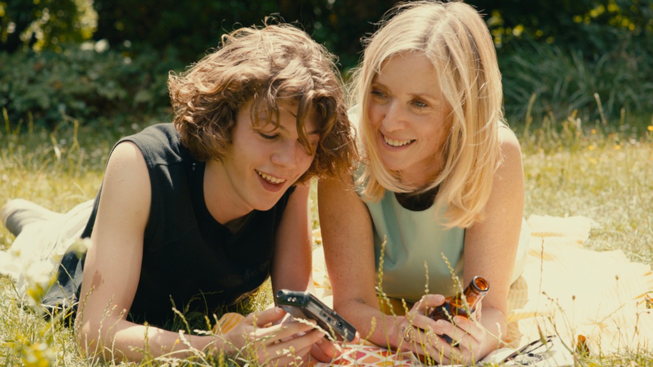 “L’Été dernier”, film su come disorientare e far crescere male i giovani