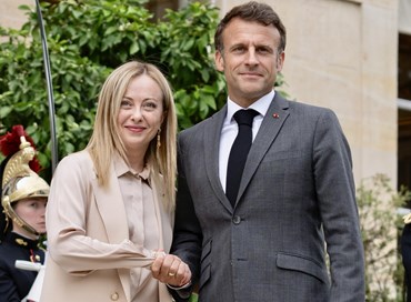 Migranti, assist di Macron a Meloni