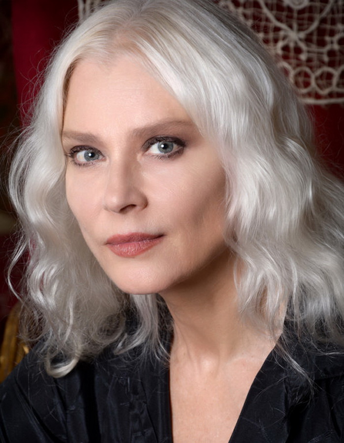 Non svegliamo Baba Roga, appello al non odio di Isabel Russinova