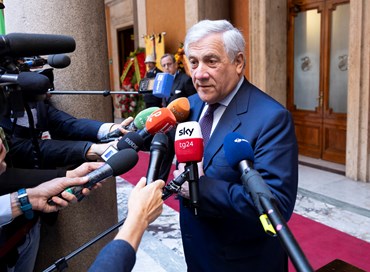 Edilizia, Tajani: “Nessun condono sulle grandi irregolarità”