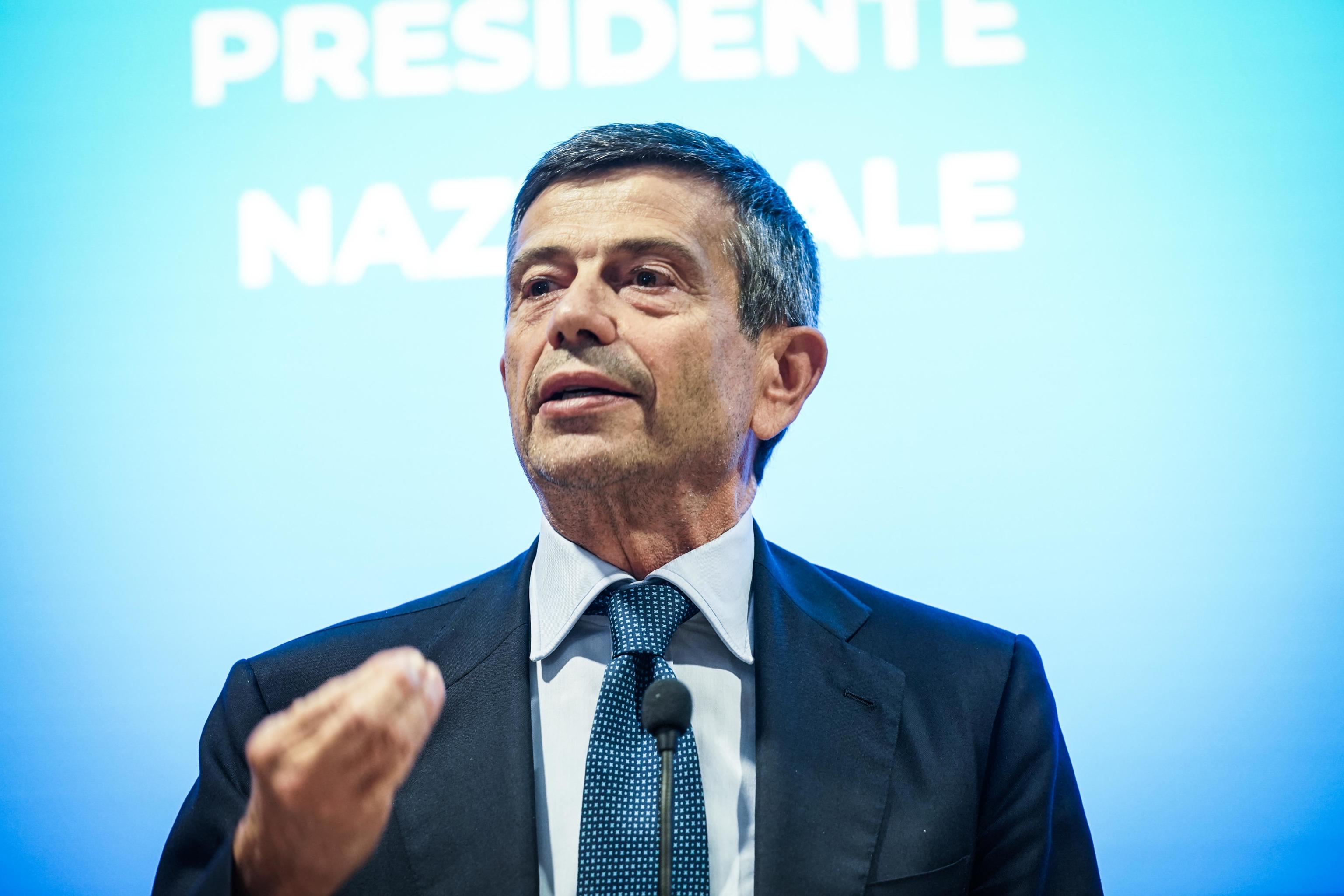 Lupi: “Il condono è sempre una grande sconfitta dello Stato”