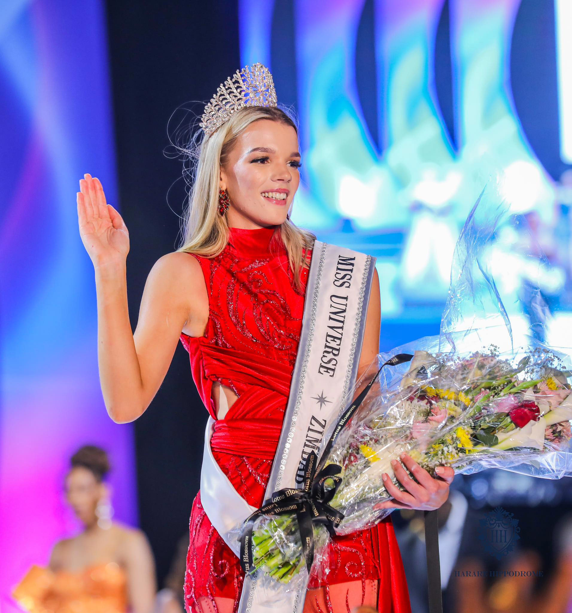 Quando la miss è bianca e bionda: polemica in Zimbabwe