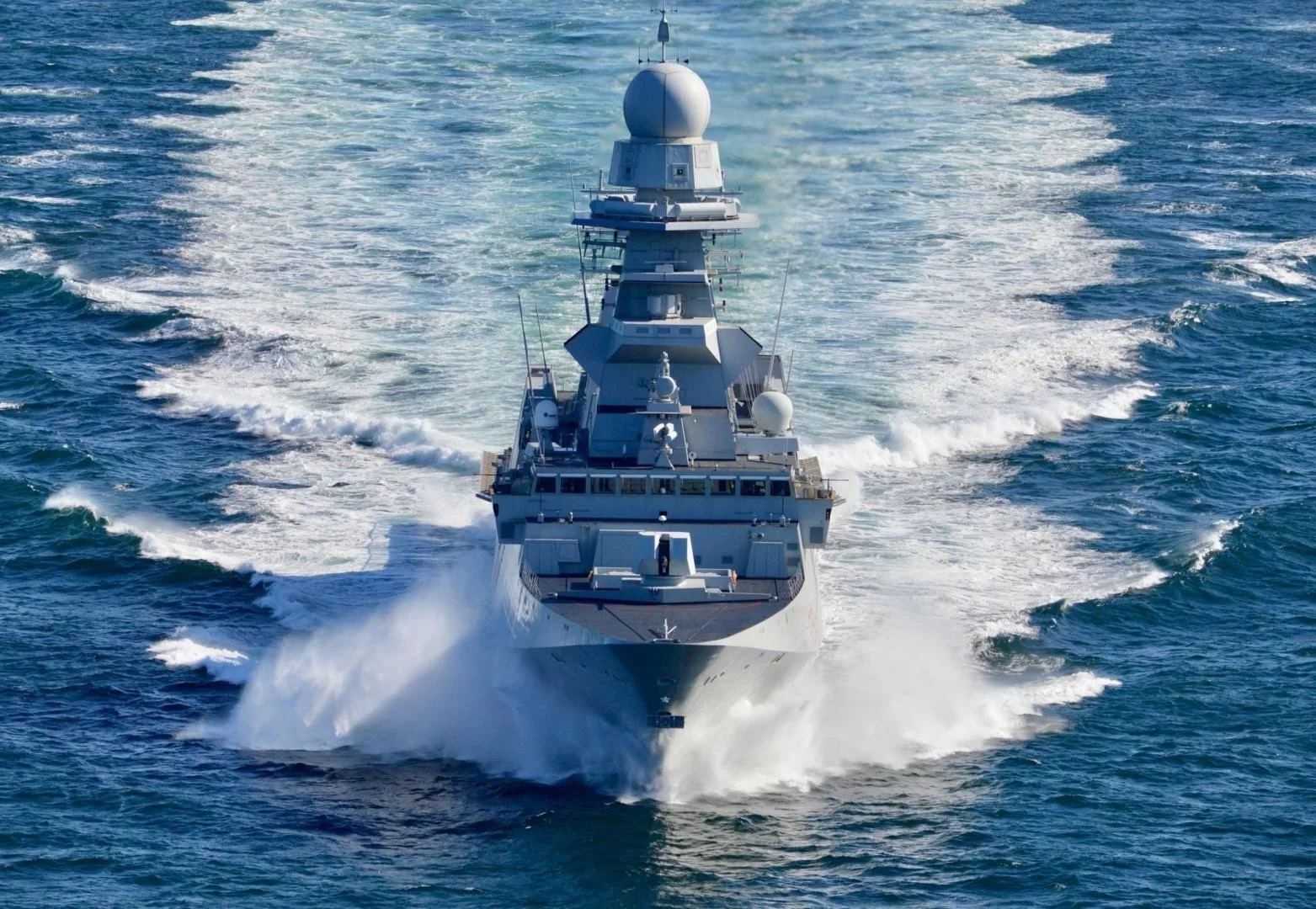 Migranti, una possibile soluzione per i soccorsi delle navi ong