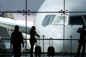 I diritti dei passeggeri aerei: le nuove regole europee sui bagagli a mano
