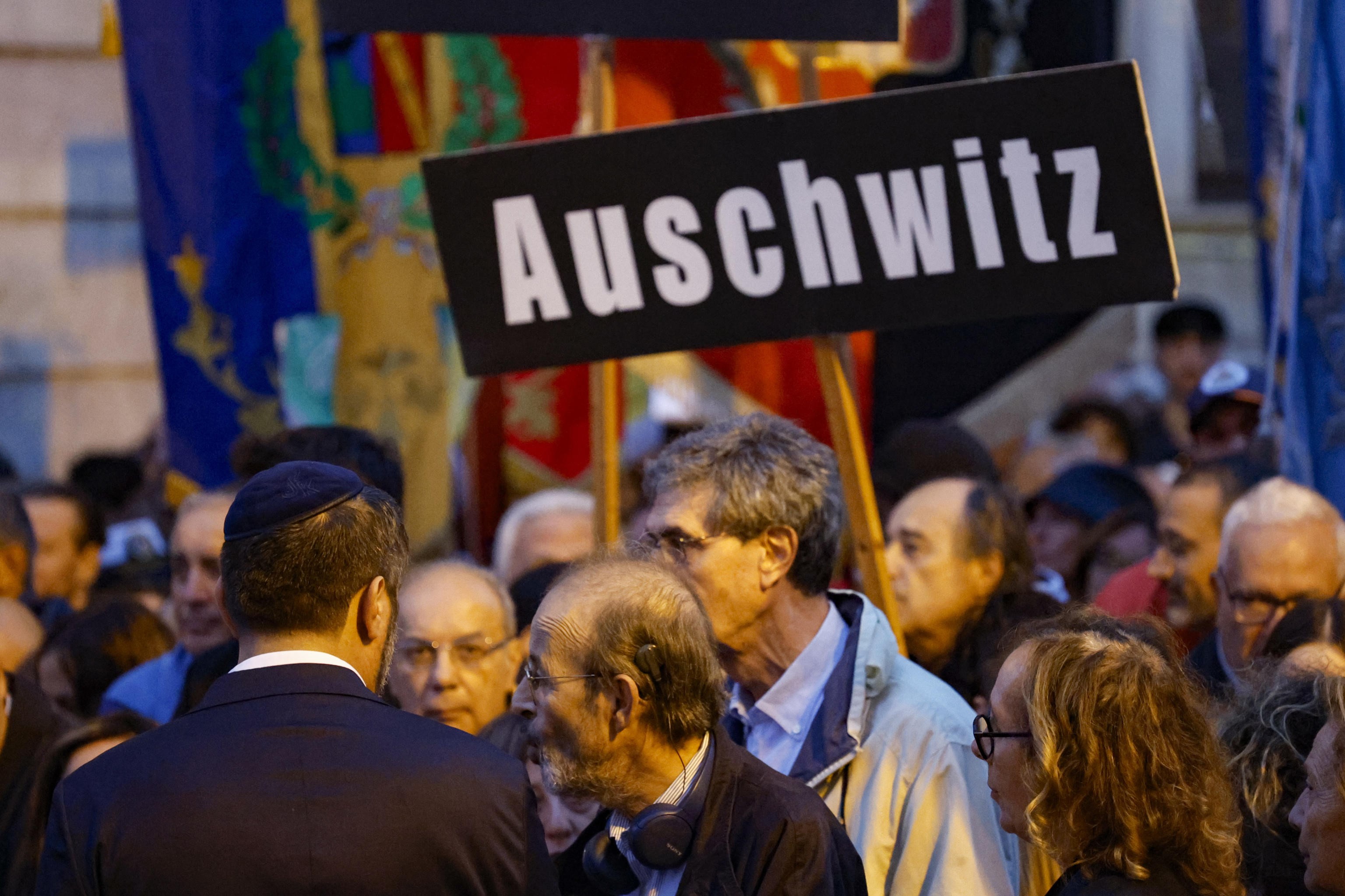 Con la stella di Davide: memoria e pace liberale