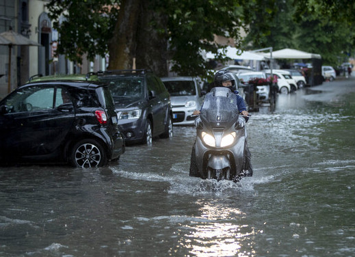 Maltempo e cantieri: una Capitale dei disagi