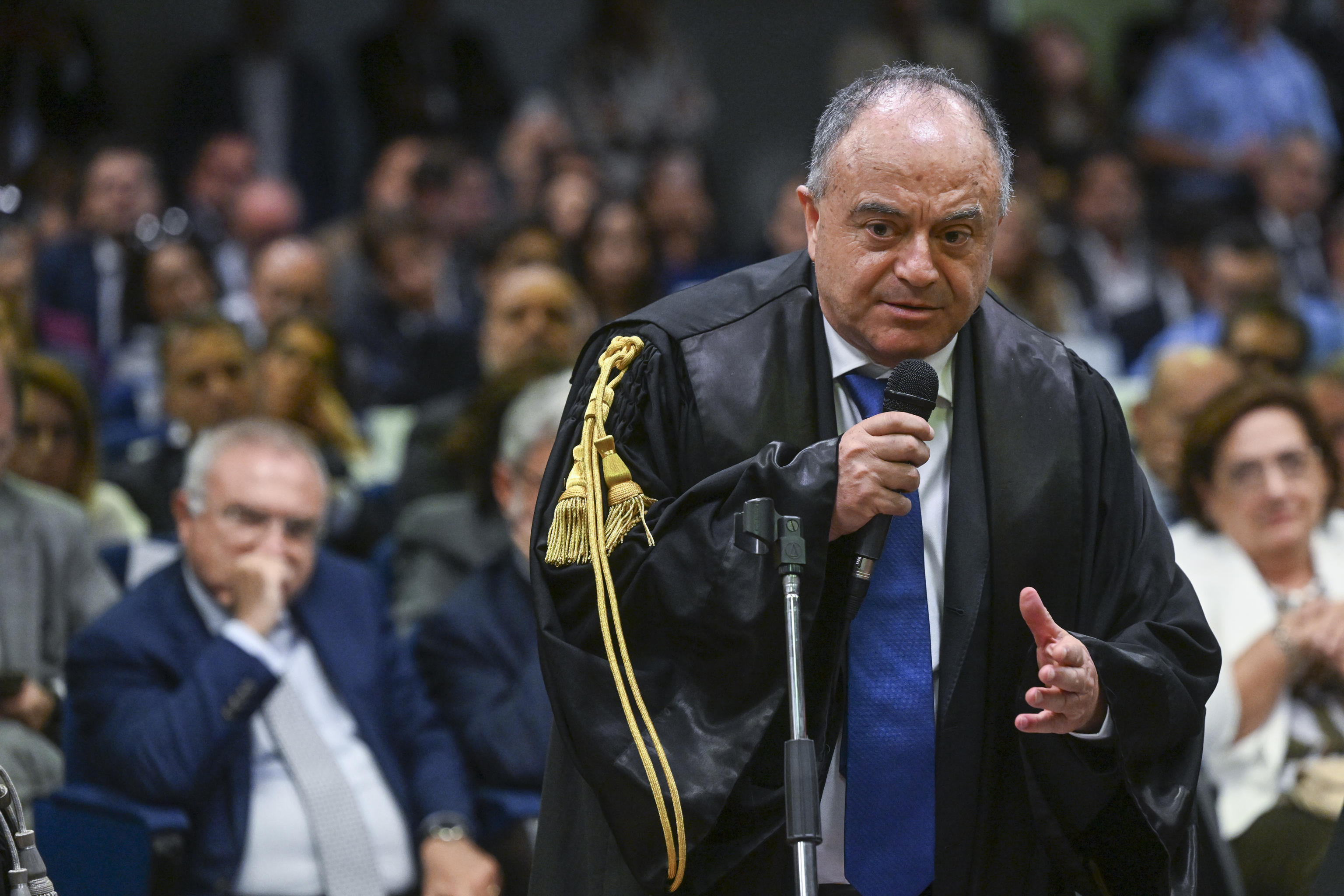 Gratteri-Ricci: così lontani, così vicini