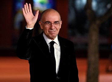 Visioni. Festa del cinema, presentata la serie tivù “Il camorrista” di Tornatore