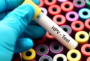 Prevenzione Hpv: il vaccino prima di fare sesso (Video)