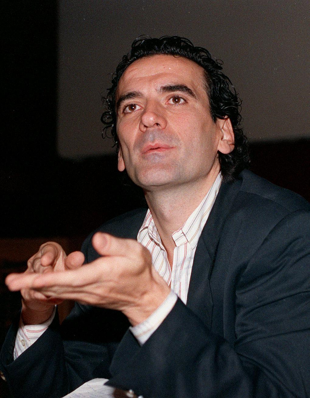 Bentornato Massimo Troisi, in un libro inediti e incompiuti