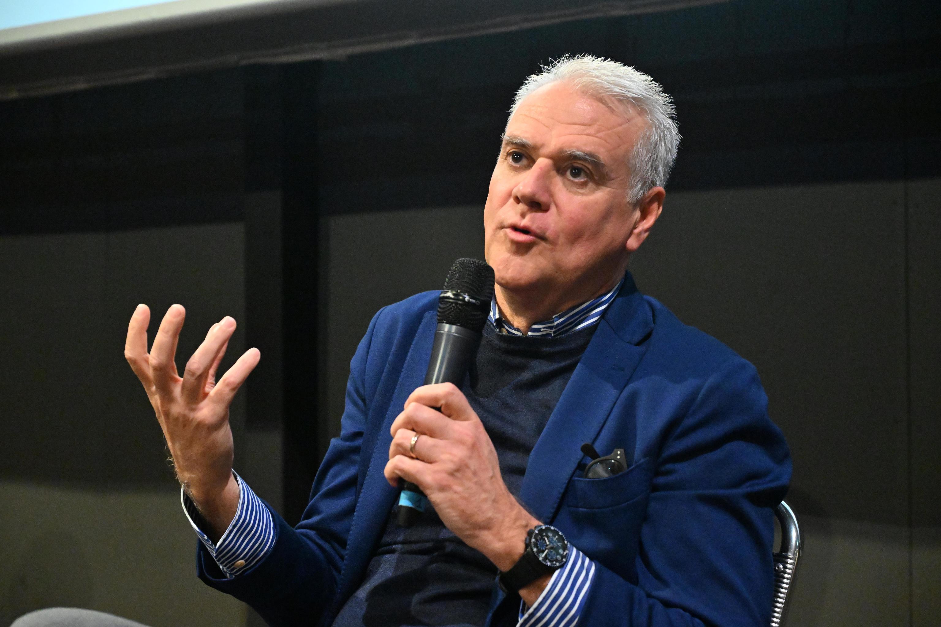 Contratti, Zangrillo: “Aumenti medi di 190 euro”