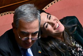 Staffetta azzurra in Senato: Gasparri capogruppo di Forza Italia