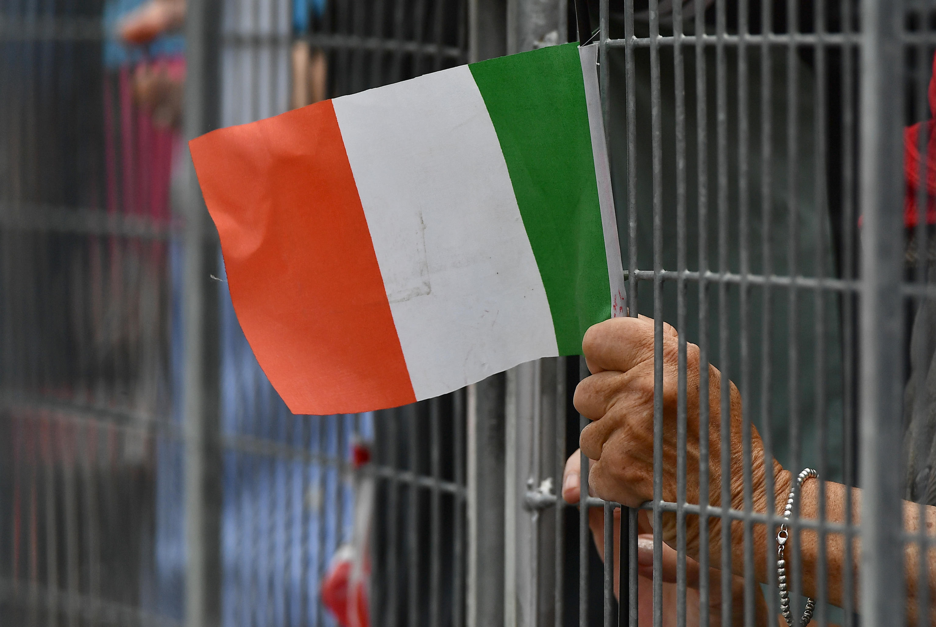 Italiani sovrani: contro il veleno del massimalismo