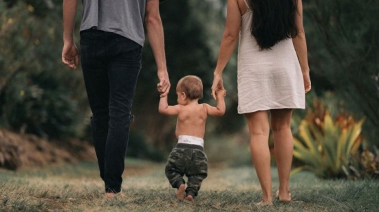 Censis: nel 2040 solo una coppia su 4 avrà figli