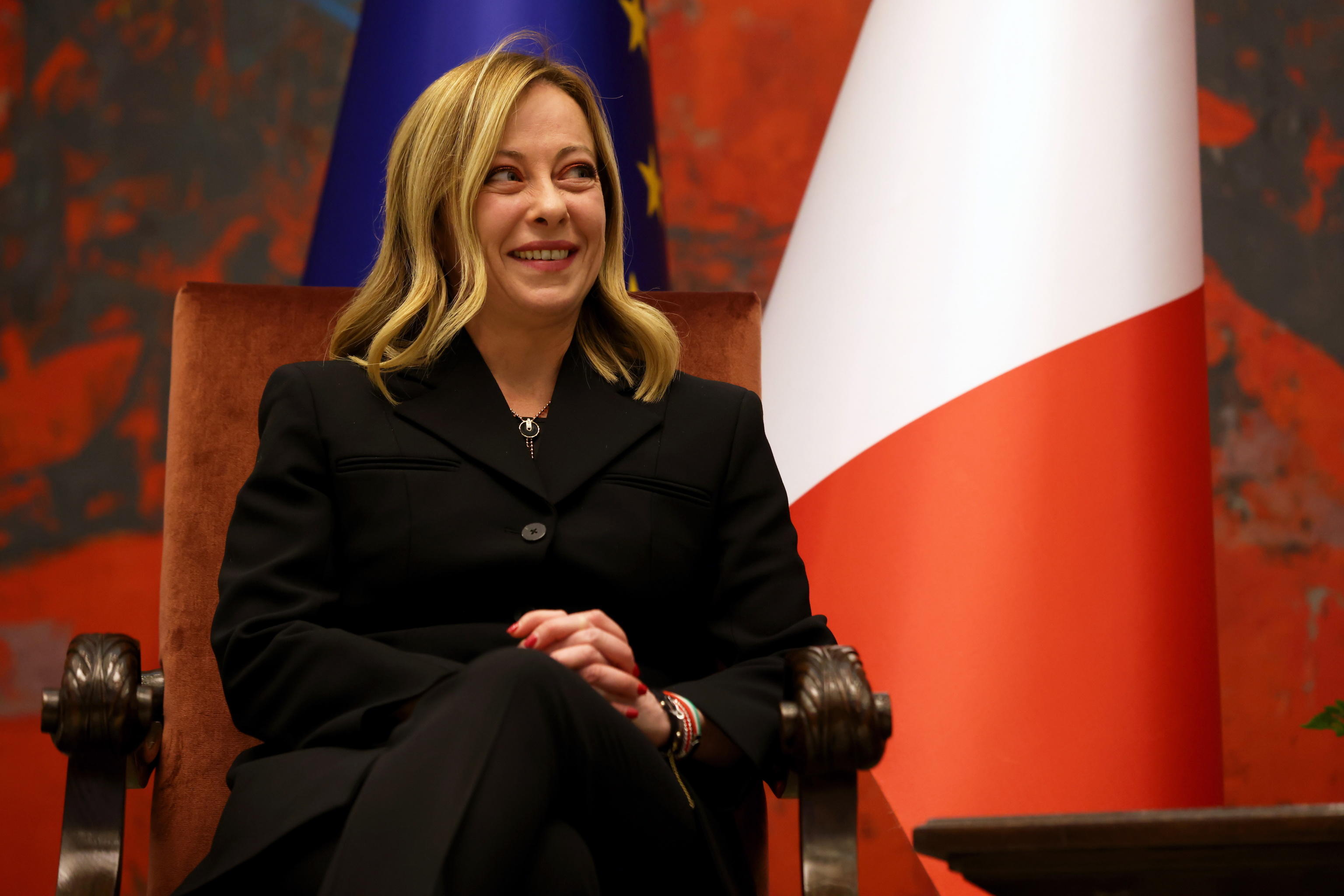 Coraggio e un pizzico di follia: la ricetta di Meloni