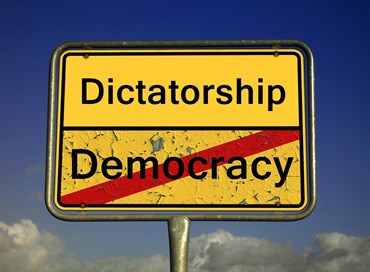 Il “prezzo” della democrazia