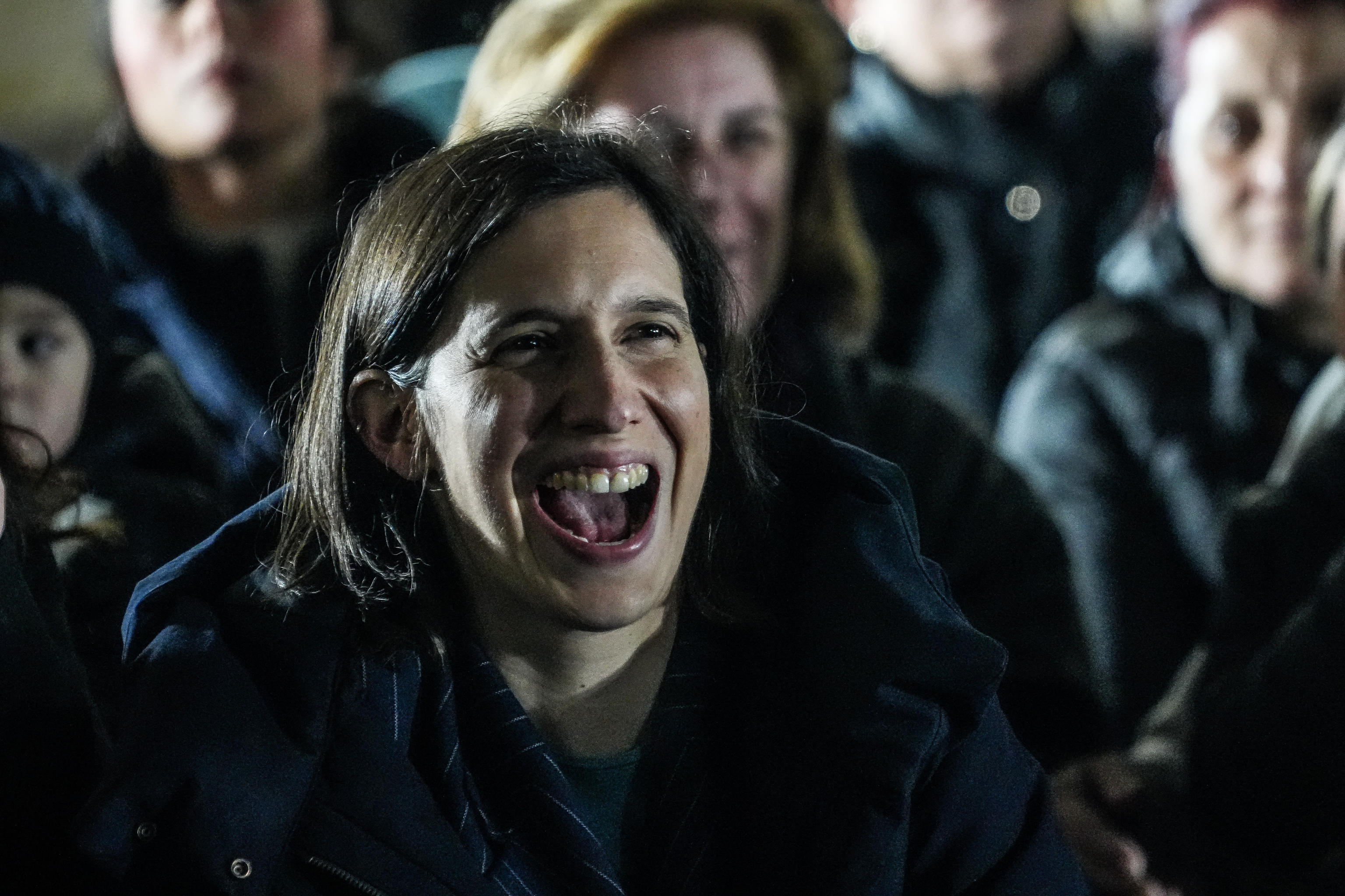 La sinistra sul piedistallo