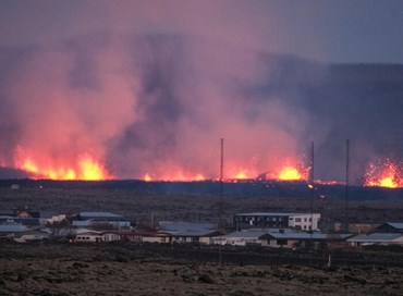 Paura in Islanda per l’eruzione del vulcano