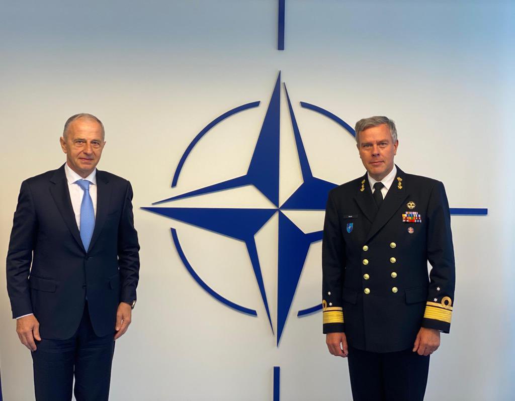 L’ammiraglio Bauer: l’Occidente sia pronto a tutto