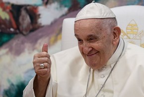 Da Cristo a Castro: il Papa influencer (Video)