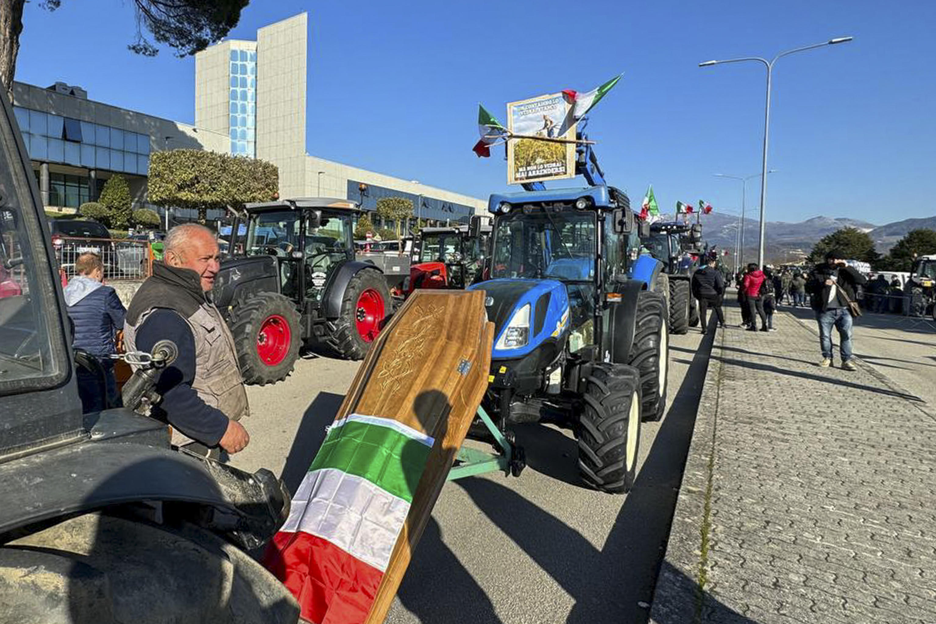 Agricoltori, la protesta “è la punta dell’iceberg”