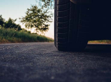 Gli pneumatici inquinano: ecco lo studio