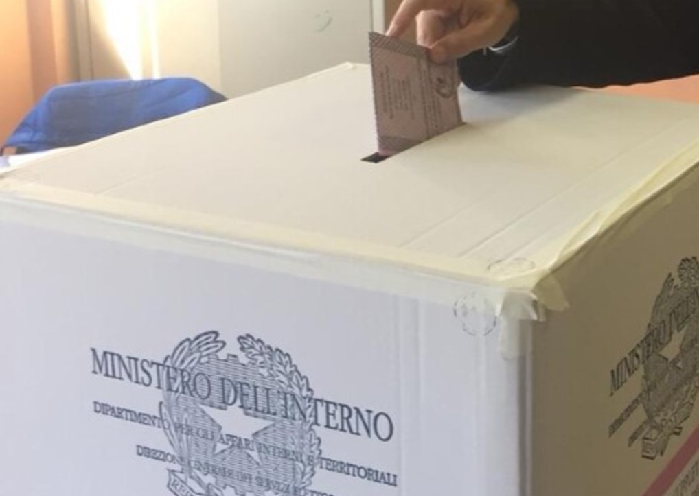 Sul terzo mandato di presidenti regionali e sindaci