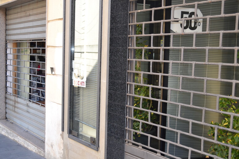 Desertificazione commerciale: un rimedio peggiore del male