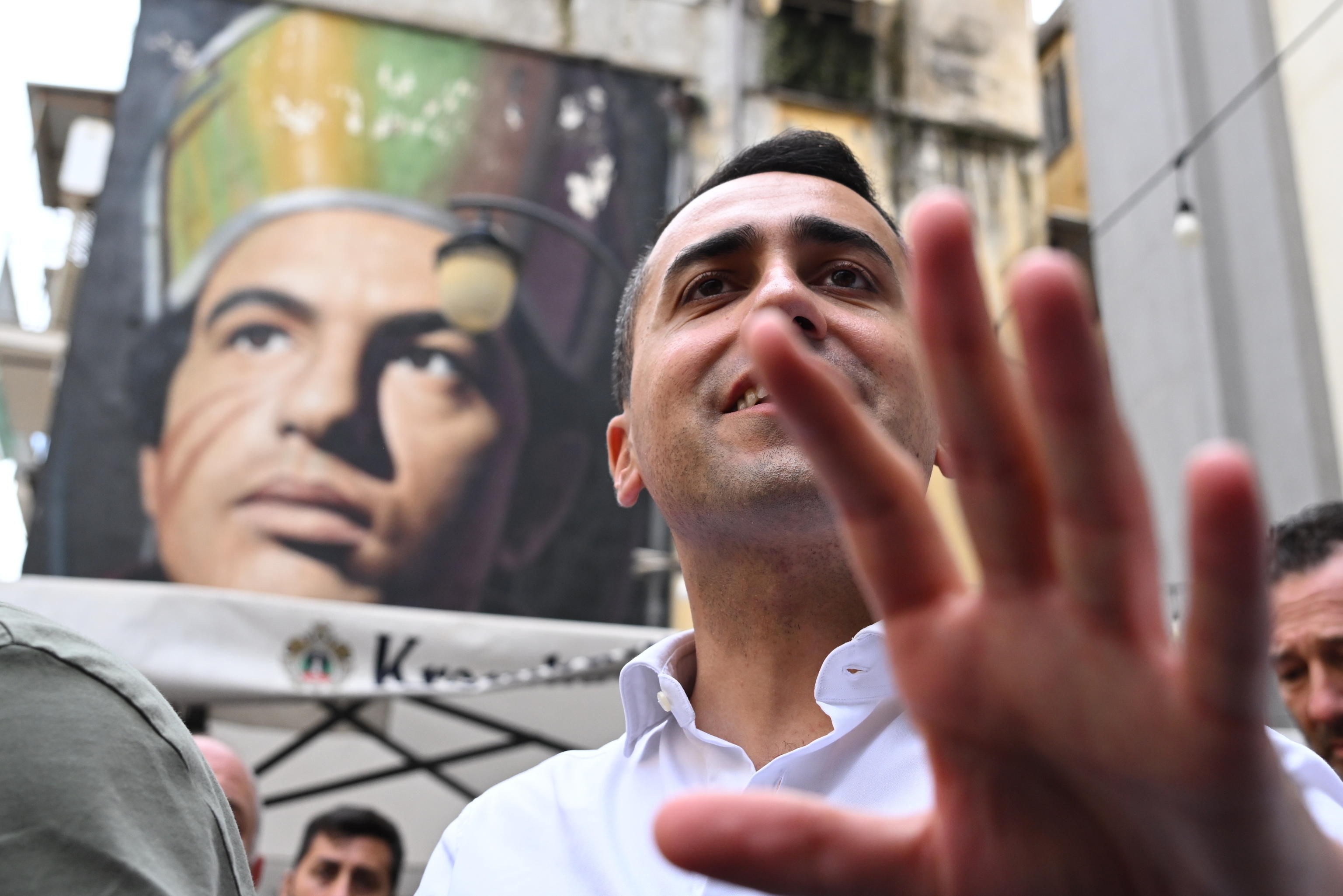 Crisi del Mar Rosso: ricomparso Luigi Di Maio, la situazione si complica