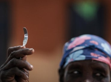 Gambia: la ri-legalizzazione della mutilazione genitale femminile