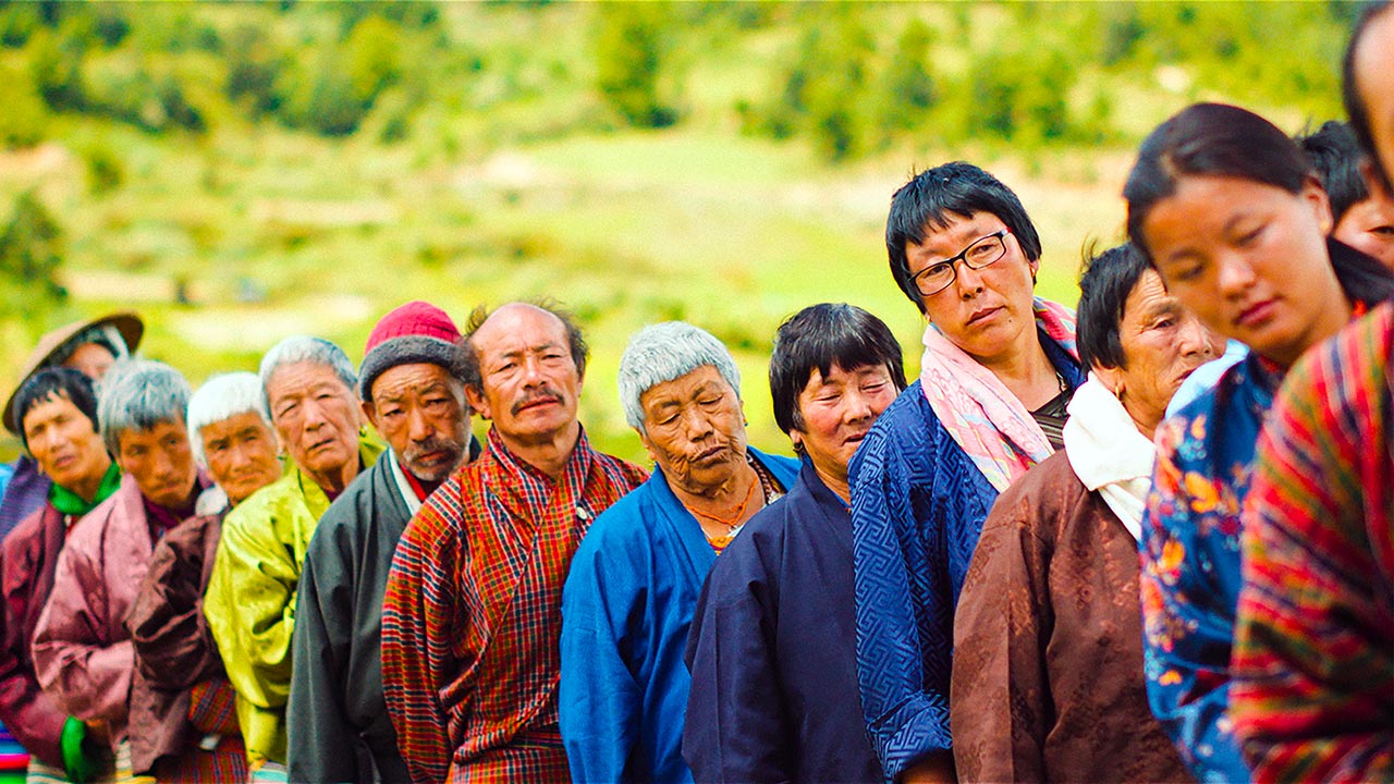 “C’era una volta in Bhutan”: giallo, verde e rosso