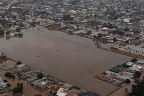 Inondazioni in Brasile: in ginocchio la quarta economia del Paese