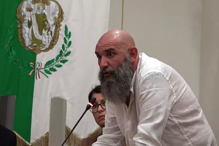Camorra a Bari: parla Domenico Mortellaro (Video)