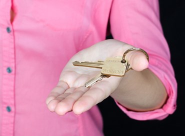 C’è la crisi: gli italiani scelgono l’affitto