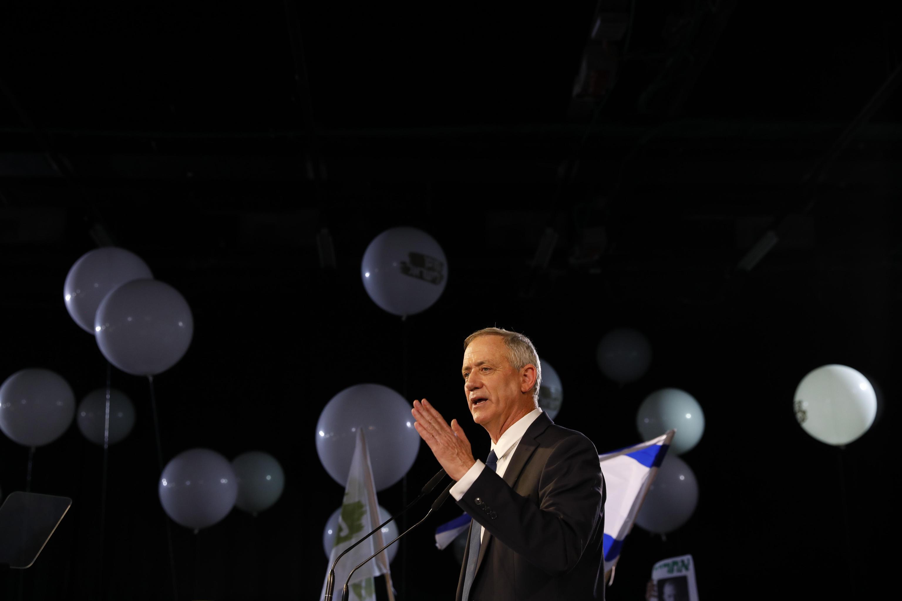 Gantz lancia l’ultimatum: dopo la guerra una direzione Usa-Ue-araba