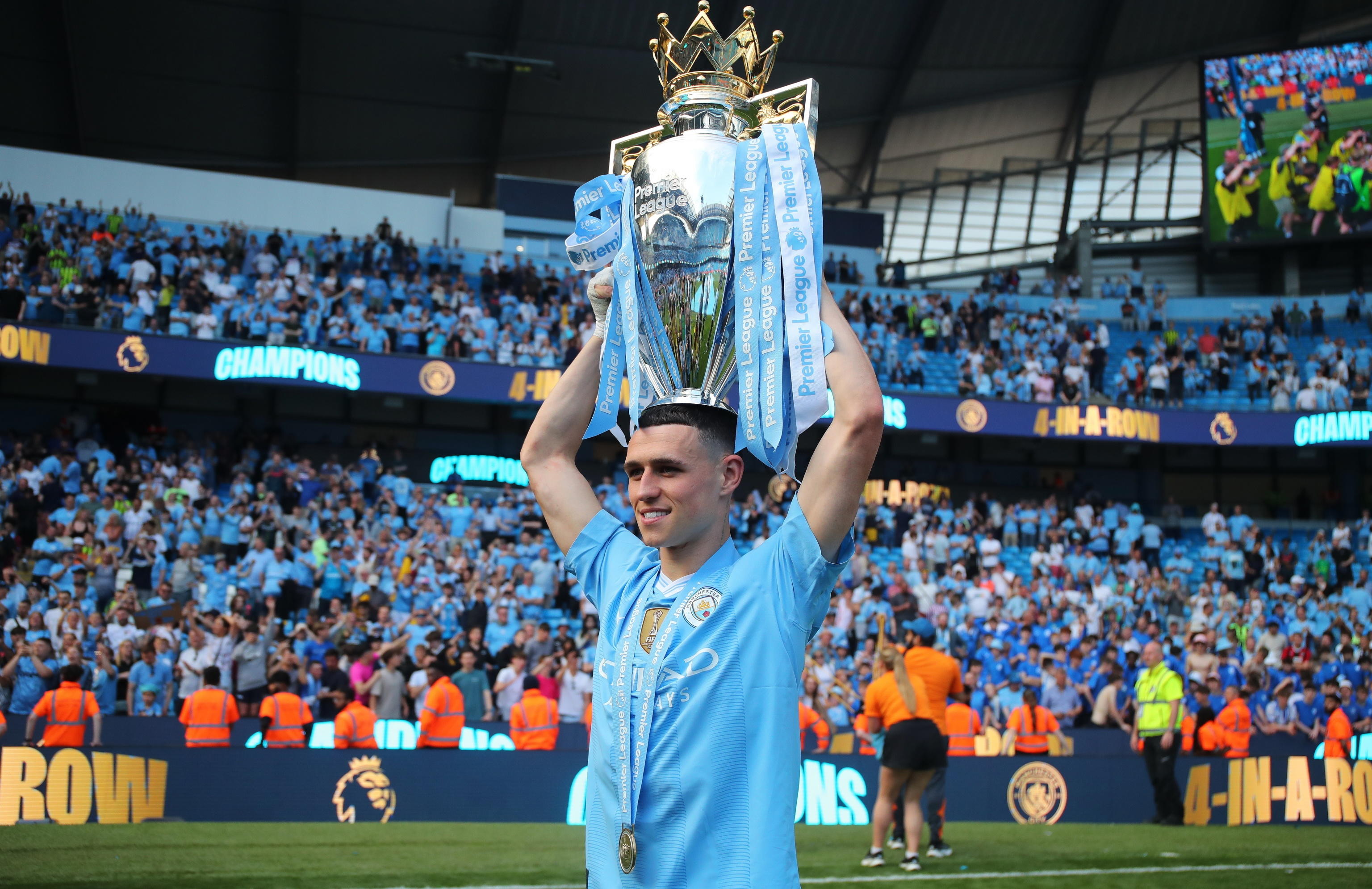 Premier League, triplice fischio: tra la sesta di Pep e l’ultima di Klopp