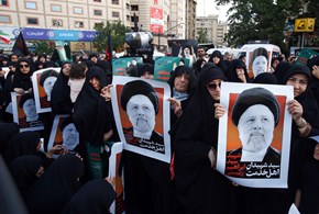 Morte di Raisi, “macellaio di Teheran”. Ora inizia la difficile successione
